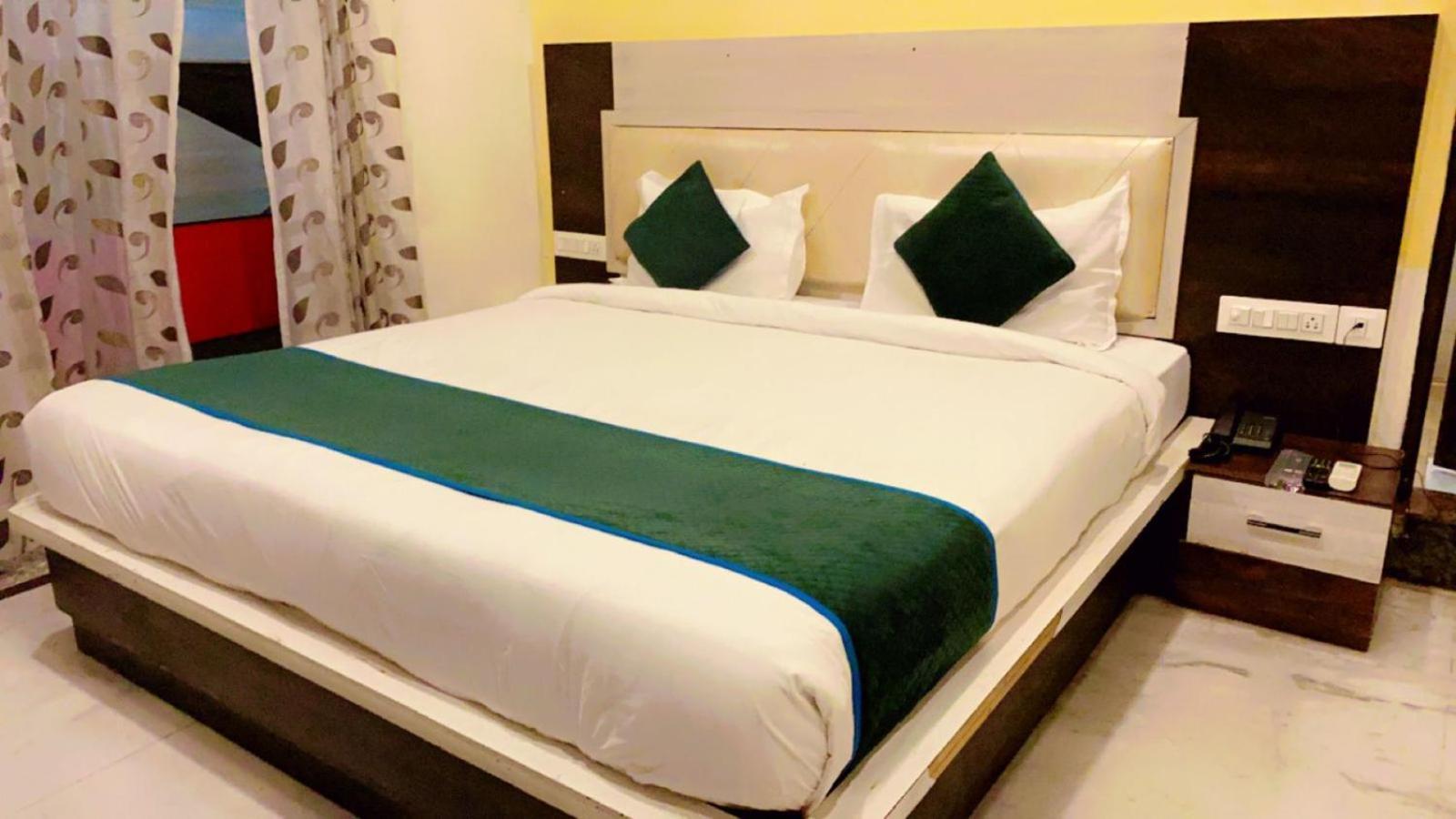 Hotel Airport View Jaipur Buitenkant foto
